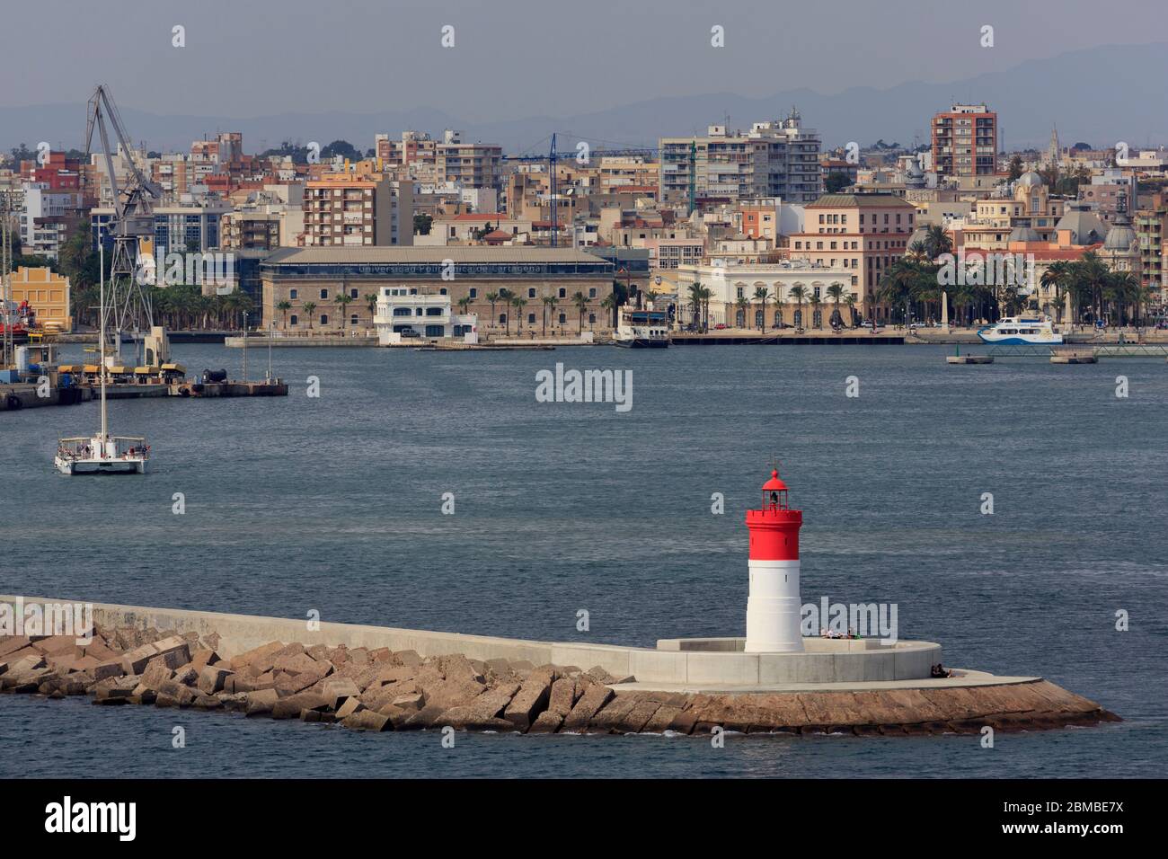 Faro di Dique de la Navidad, Cartagena, Murcia, Spagna, Europa Foto Stock