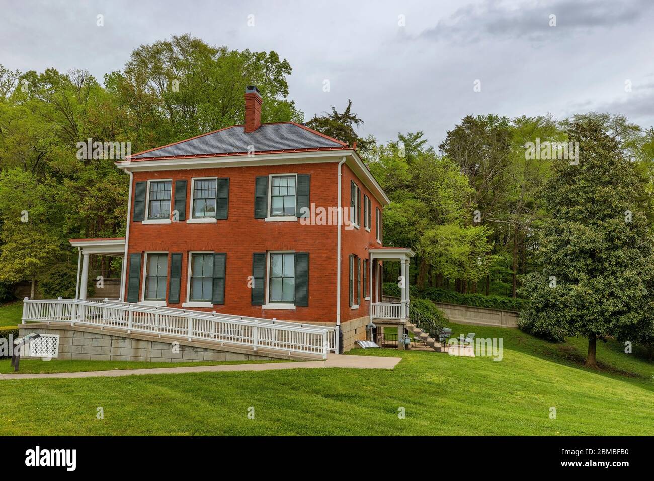 Greeneville, Tennessee, USA - 25 aprile 2020: Quartier generale del cimitero nazionale di Andrew Johnson a Greenville, Tennessee. Foto Stock