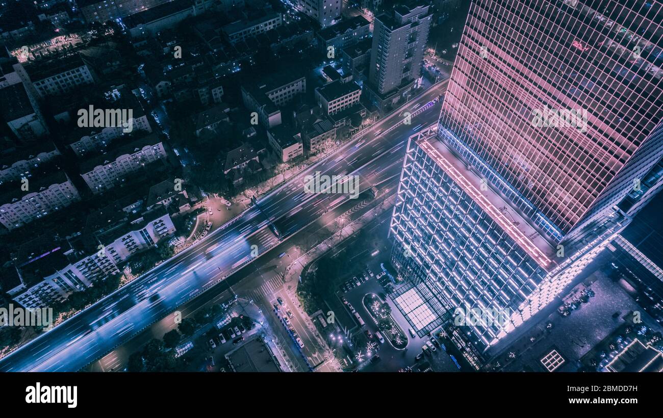 Vista aerea della zona commerciale di Nangjing Rd, Shanghai, Cina, al tramonto Foto Stock