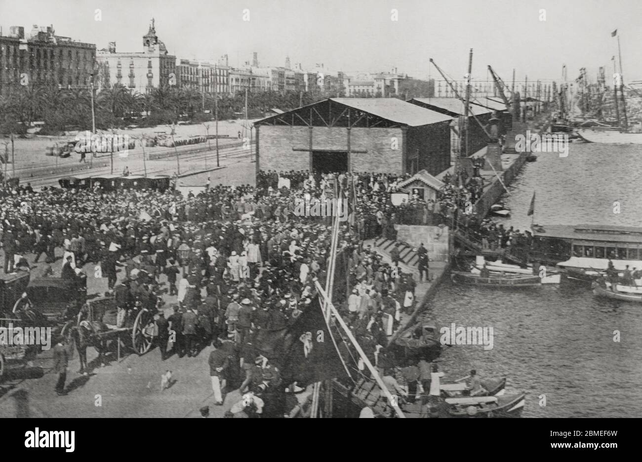 España. Barcellona. Desembarco de tropas procedentes de las Filipinas, verificado el dia 27 de febro de 1898. Fotogrado. La llustración Española y americana, 8 de Marzo de 1898. Foto Stock