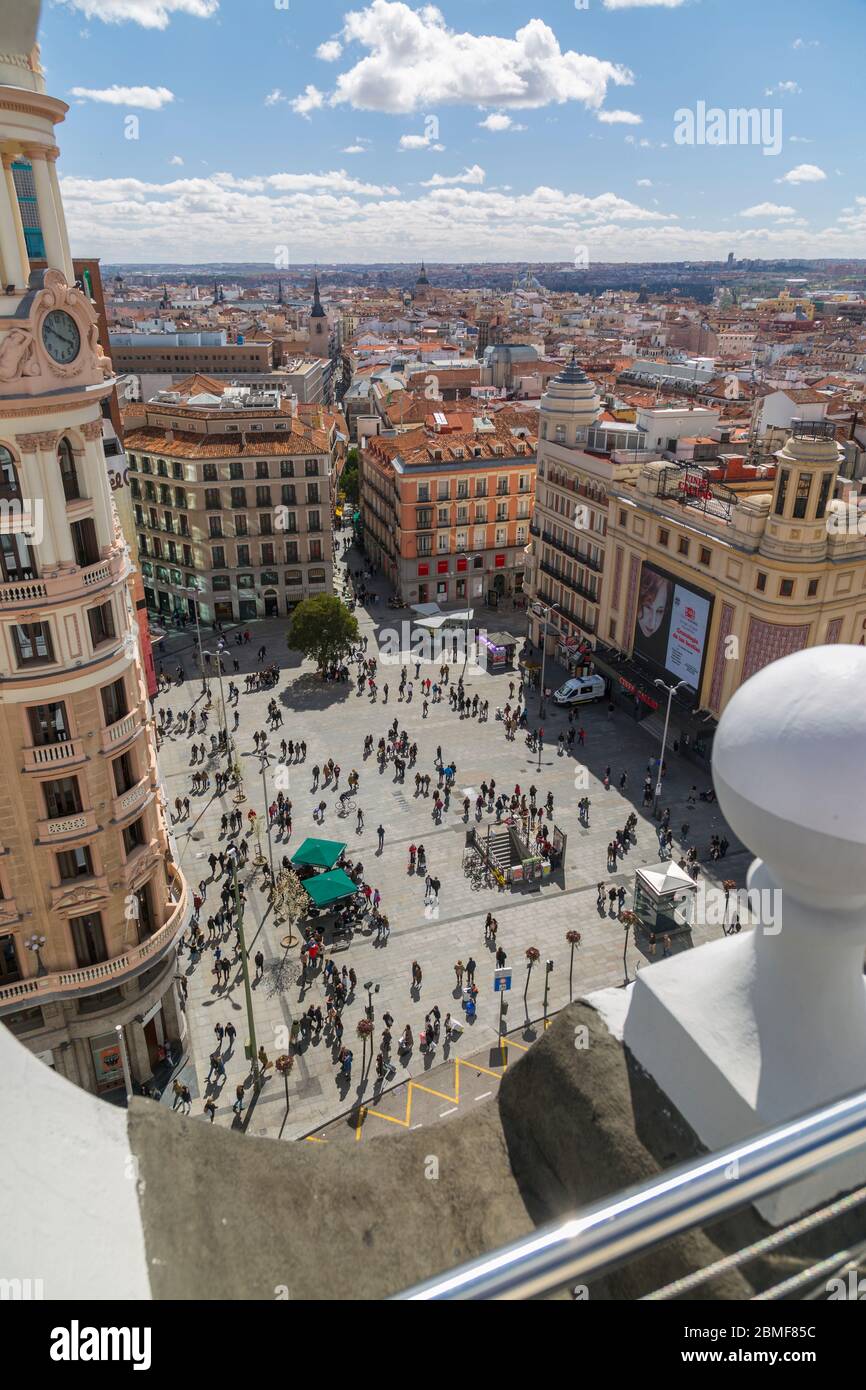 Vista di Plaza del Calao dalla posizione elevata, Madrid, Spagna, Europa Foto Stock