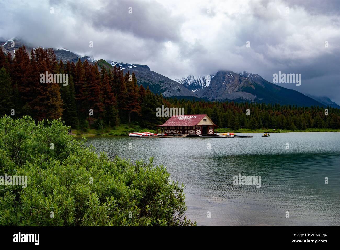 Lago sotto i cieli stormy Foto Stock