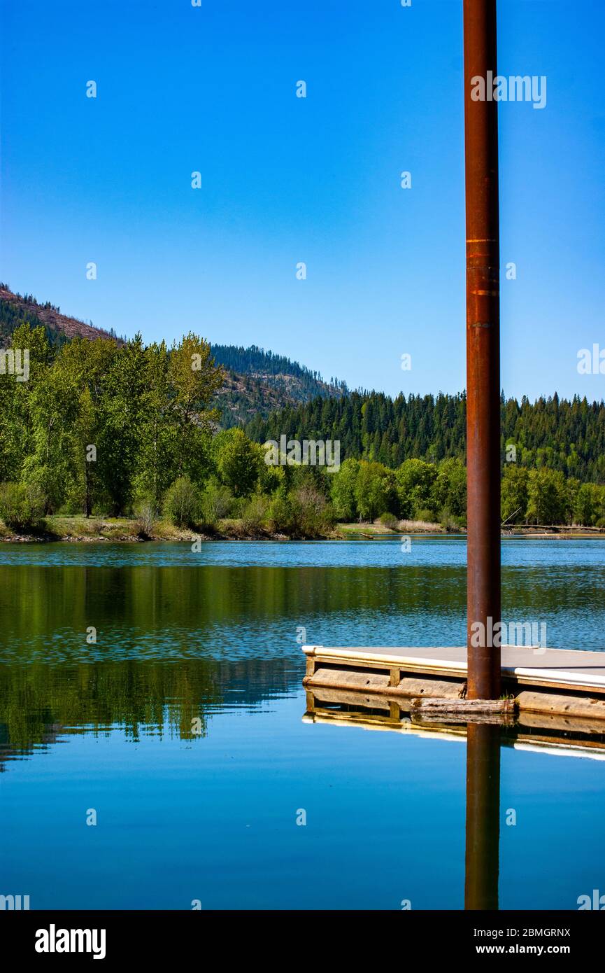 Pontile sul lago Foto Stock