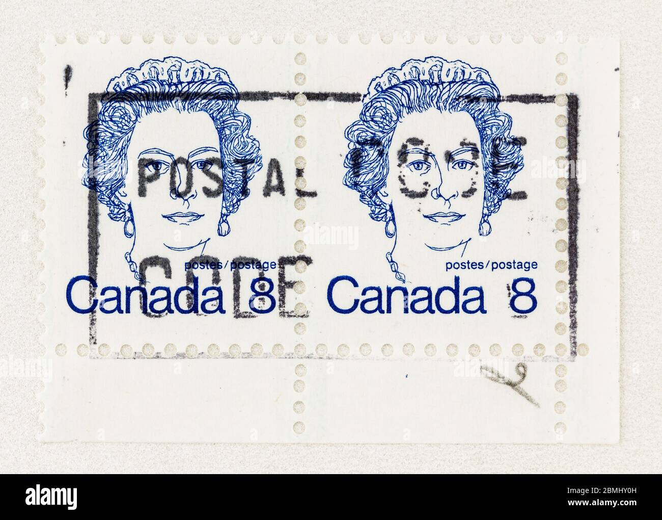 SEATTLE WASHINGTON - 8 maggio 2020: Caricatura definitiva del 1973 - 1976, con la regina Elisabetta II, su francobollo da 8 cent. Scott n. 593 Foto Stock