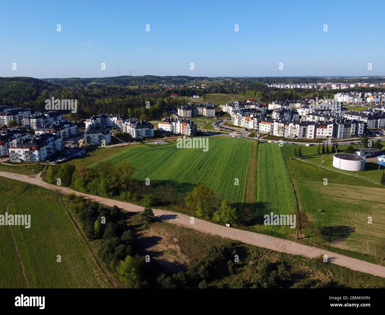 Moderni blocchi di appartamenti nel quartiere dei sobborghi di Gdynia, Polonia Foto Stock