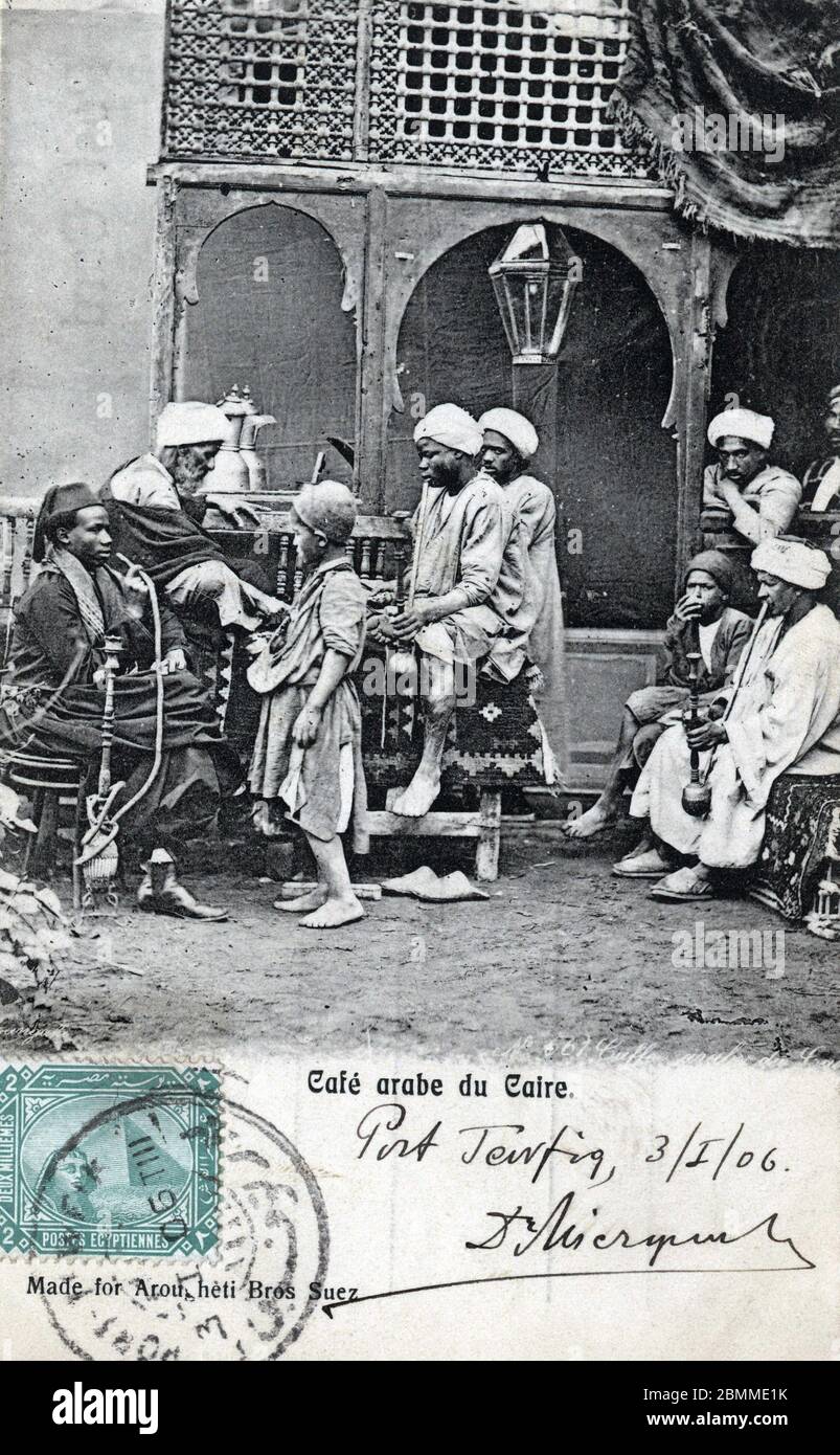 Cafe arabe au Caire, Egypte, 1906 Foto Stock