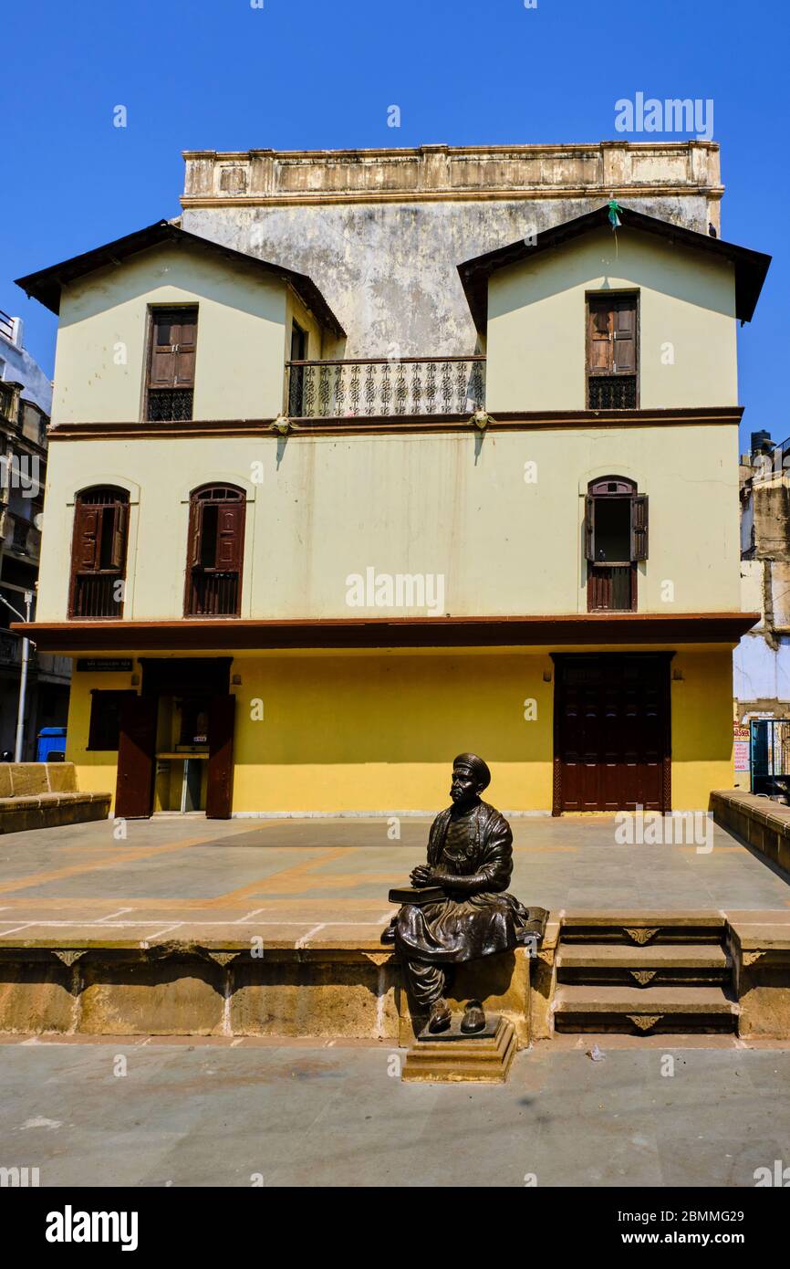 India, Gujarat, Ahmedabad, patrimonio dell'umanità dell'UNESCO, città vecchia con casa in legno Foto Stock