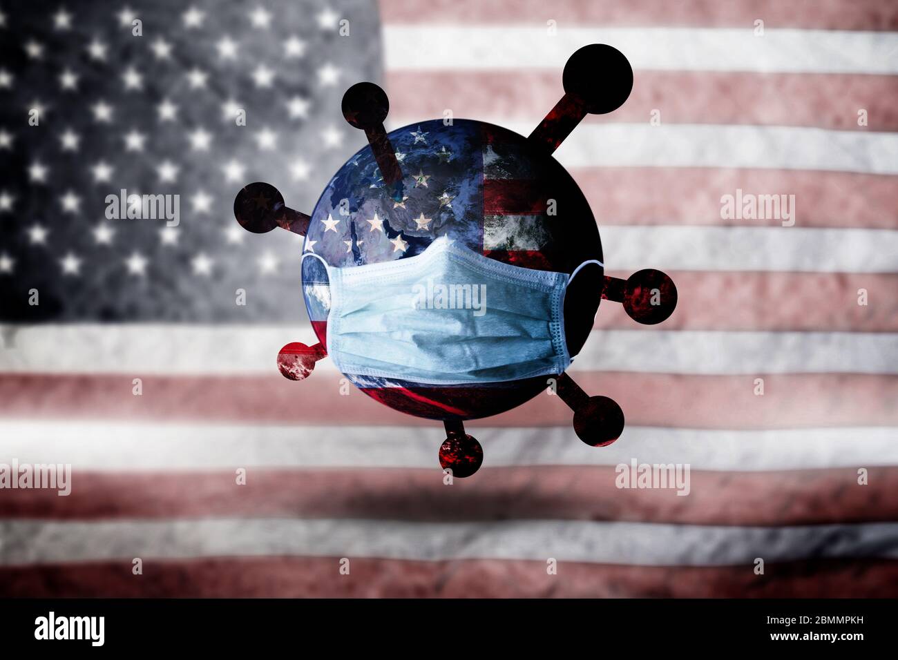 Maschera mondiale proteggere il virus Corona su American flag concetto di fondo per la Terra avvertimento covid19 influenza pandemic quarantena, 4 luglio America Indipendenza d Foto Stock