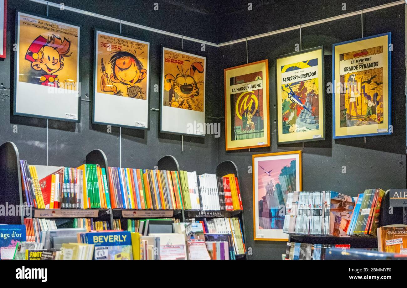 Multi-BD negozio di fumetti belgi a Bruxelles (122-124 bd Anspach) - Bruxelles, Belgio - 1 gennaio 2020 Foto Stock