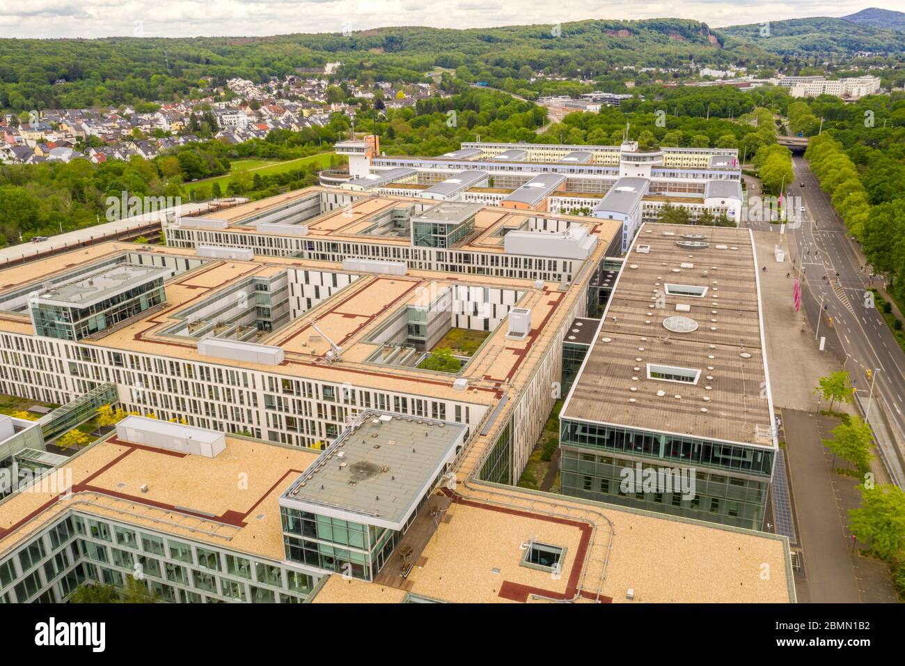 Sede centrale edificio della Telekom Deutschland GmbH Società telefonica cellulare Bonn Germania mai 2020 Foto Stock