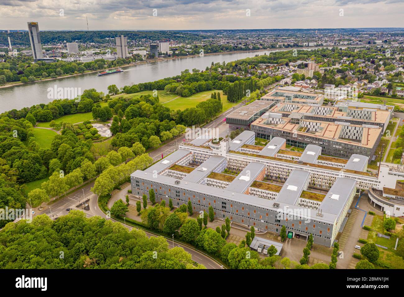 Sede centrale edificio della Telekom Deutschland GmbH Società telefonica cellulare Bonn Germania mai 2020 Foto Stock