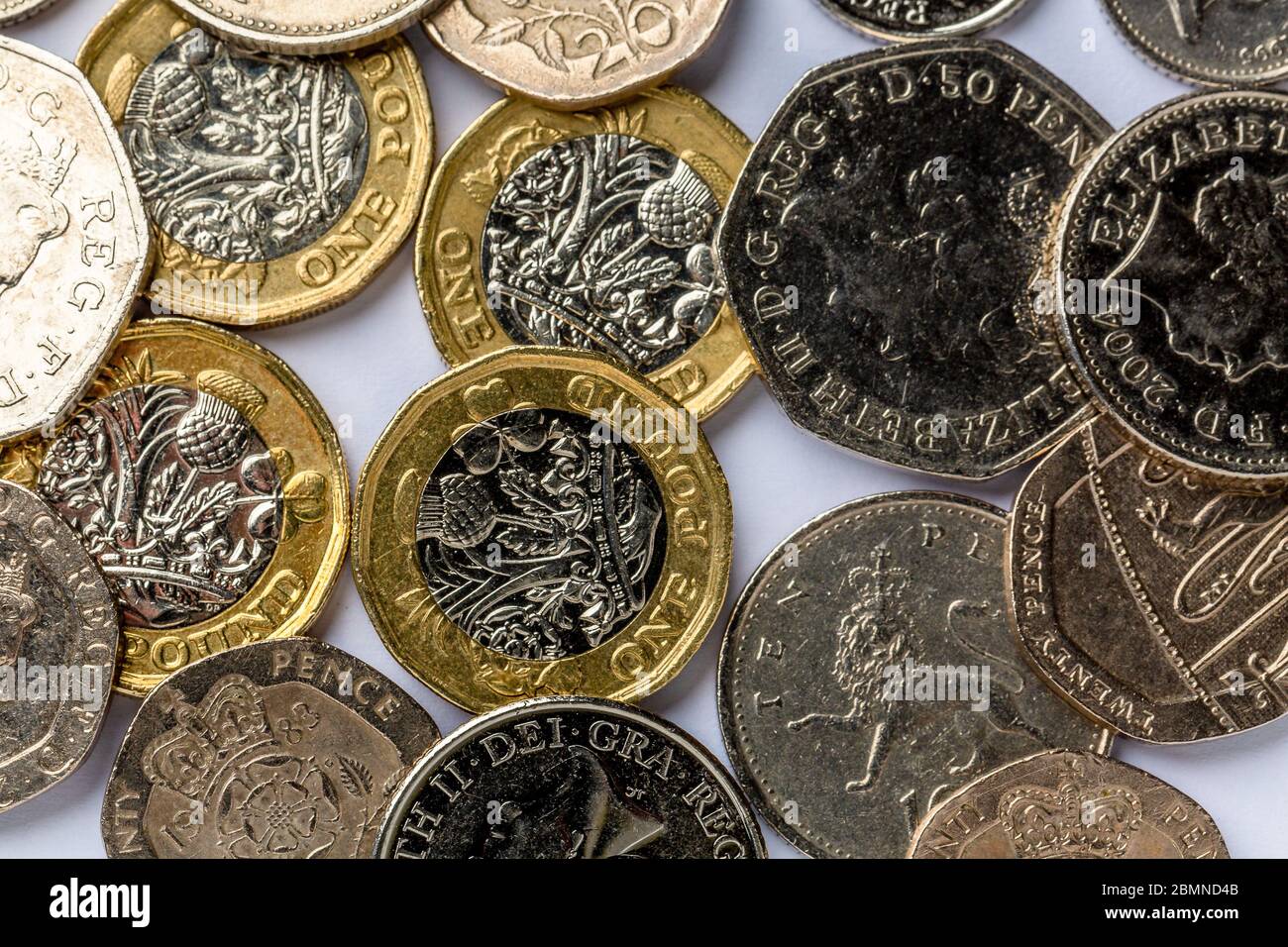 Monete britanniche: £1, 50p, 20p, 10p, 5p Foto Stock