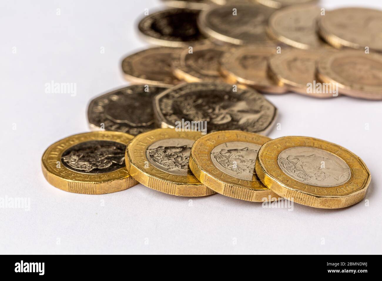 Monete britanniche: £1, 50p, 20p, 10p, 5p Foto Stock
