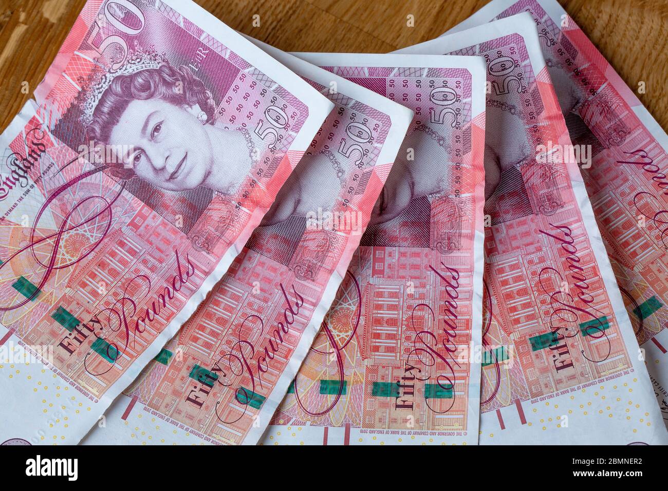 Immagine di primo piano di cinquanta banconote da libbra, 50 £valuta Foto Stock