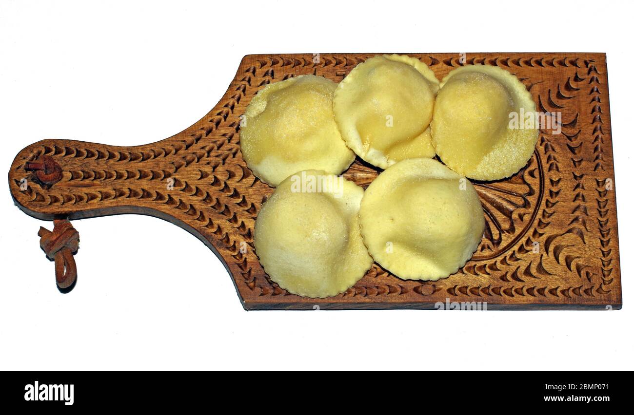 Ravioli tipici sardi con formaggio Foto Stock