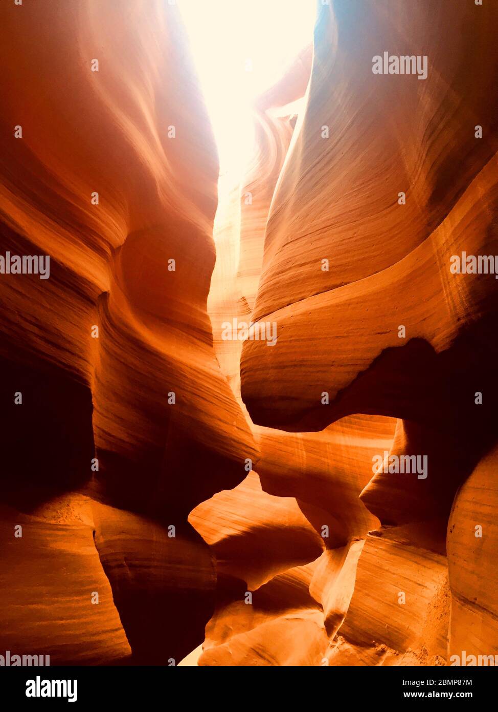 La bellezza paradisiaca dell'Antelope Canyon Foto Stock