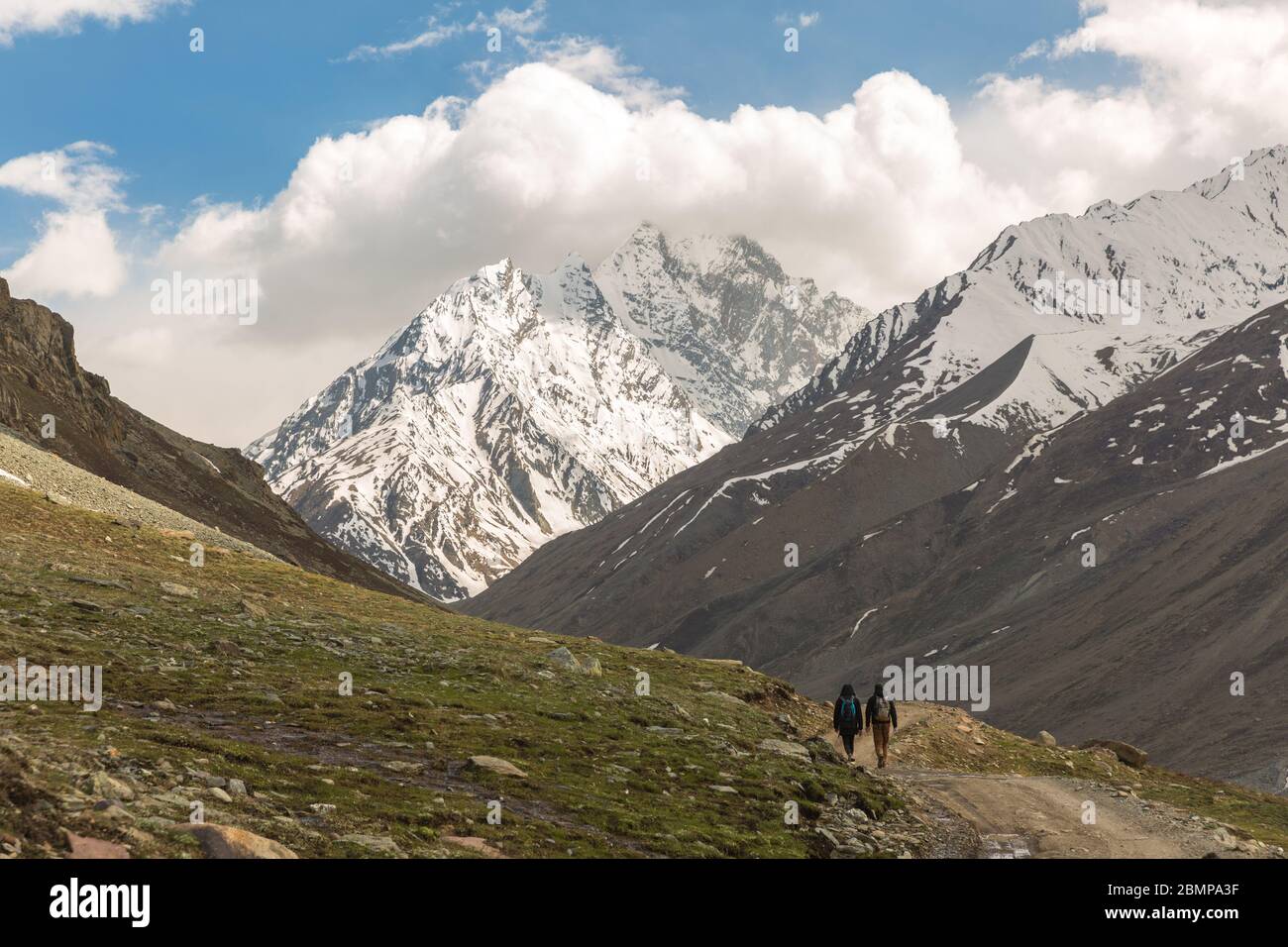 Chandra Valley in alta montagna Himalaya, India Foto Stock