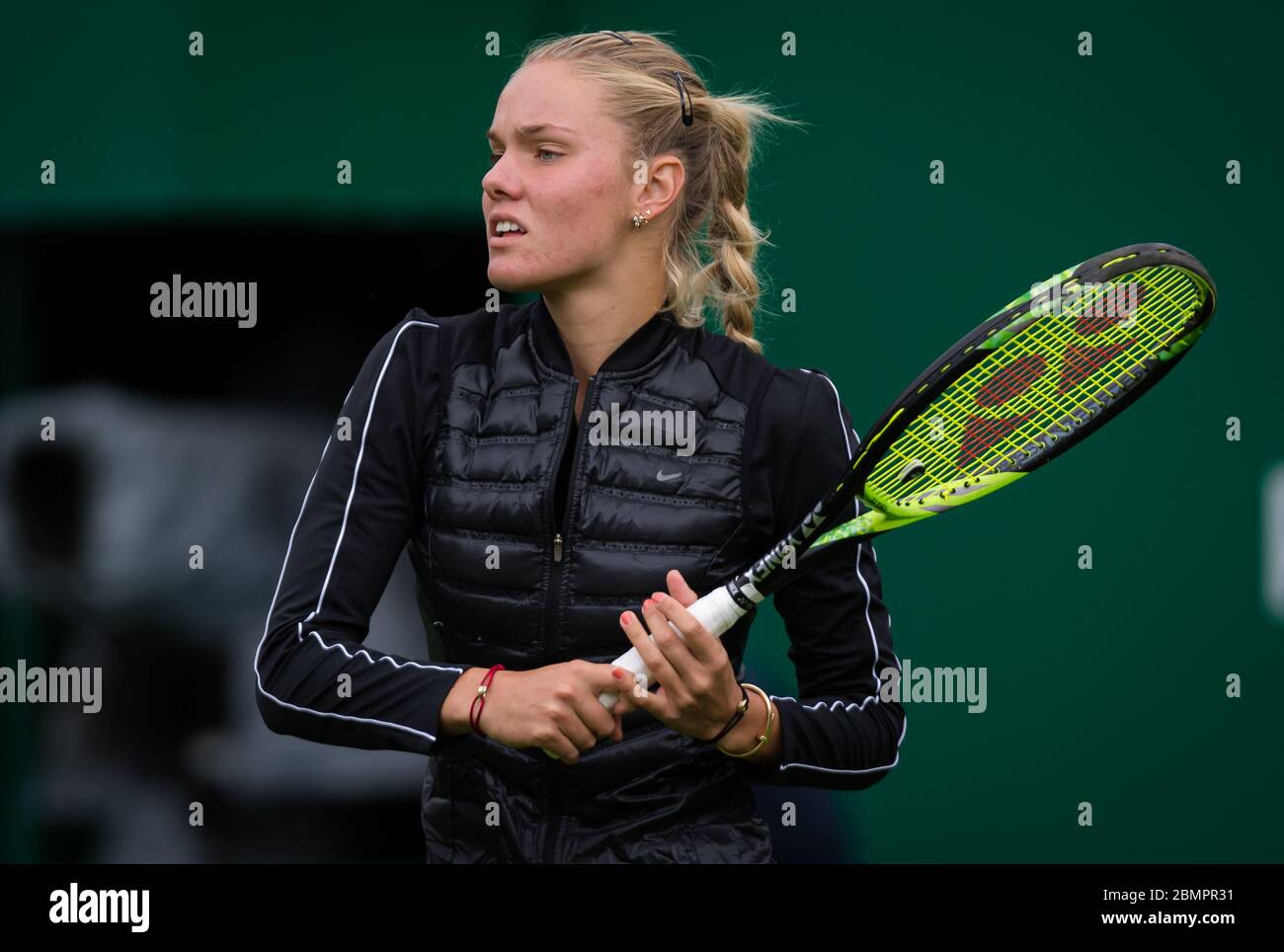 Sofya Zhuk della Russia in azione durante le qualifiche al torneo di tennis  2019 Nature Valley Classic WTA Premier Foto stock - Alamy
