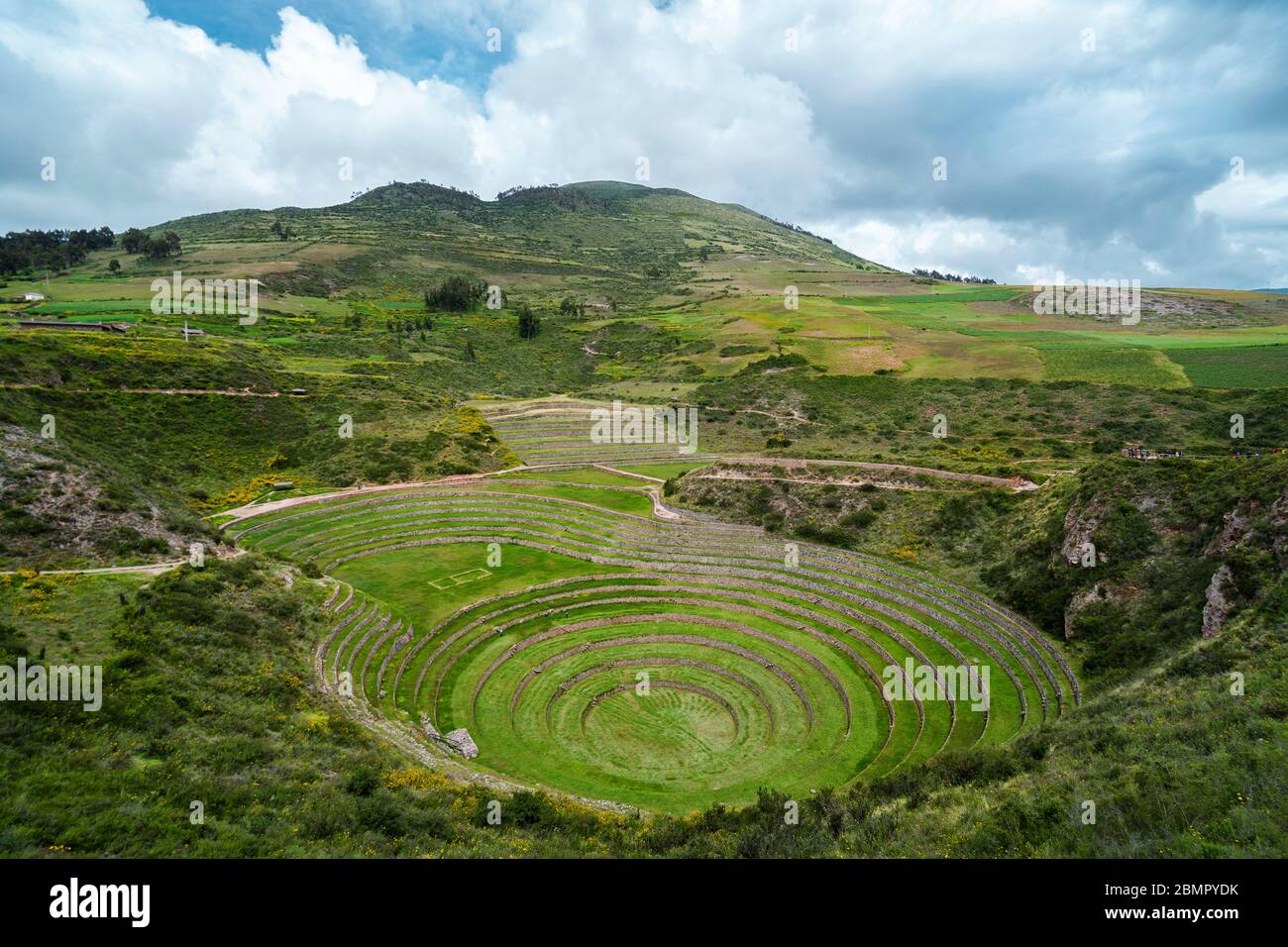 Terrazze Inca circolari di Moray, un sito archeologico nella Valle Sacra, regione di Cusco, Perù, Sud America. Foto Stock