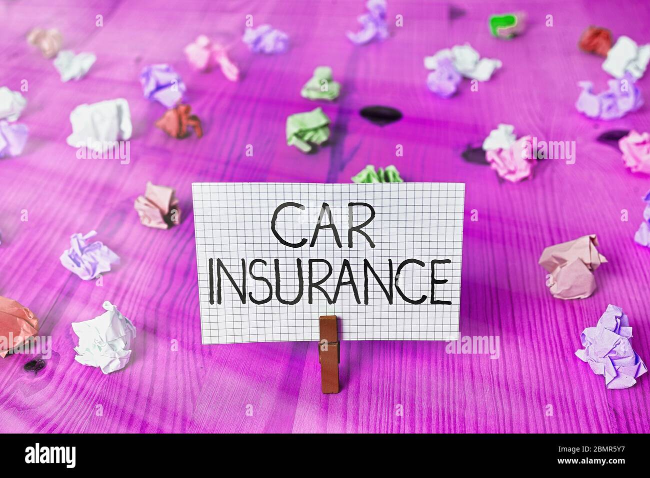 Segno di testo mostra assicurazione auto. Business photo presentazione di infortuni copertura politica globale Autoveicolo fideiussione Foto Stock