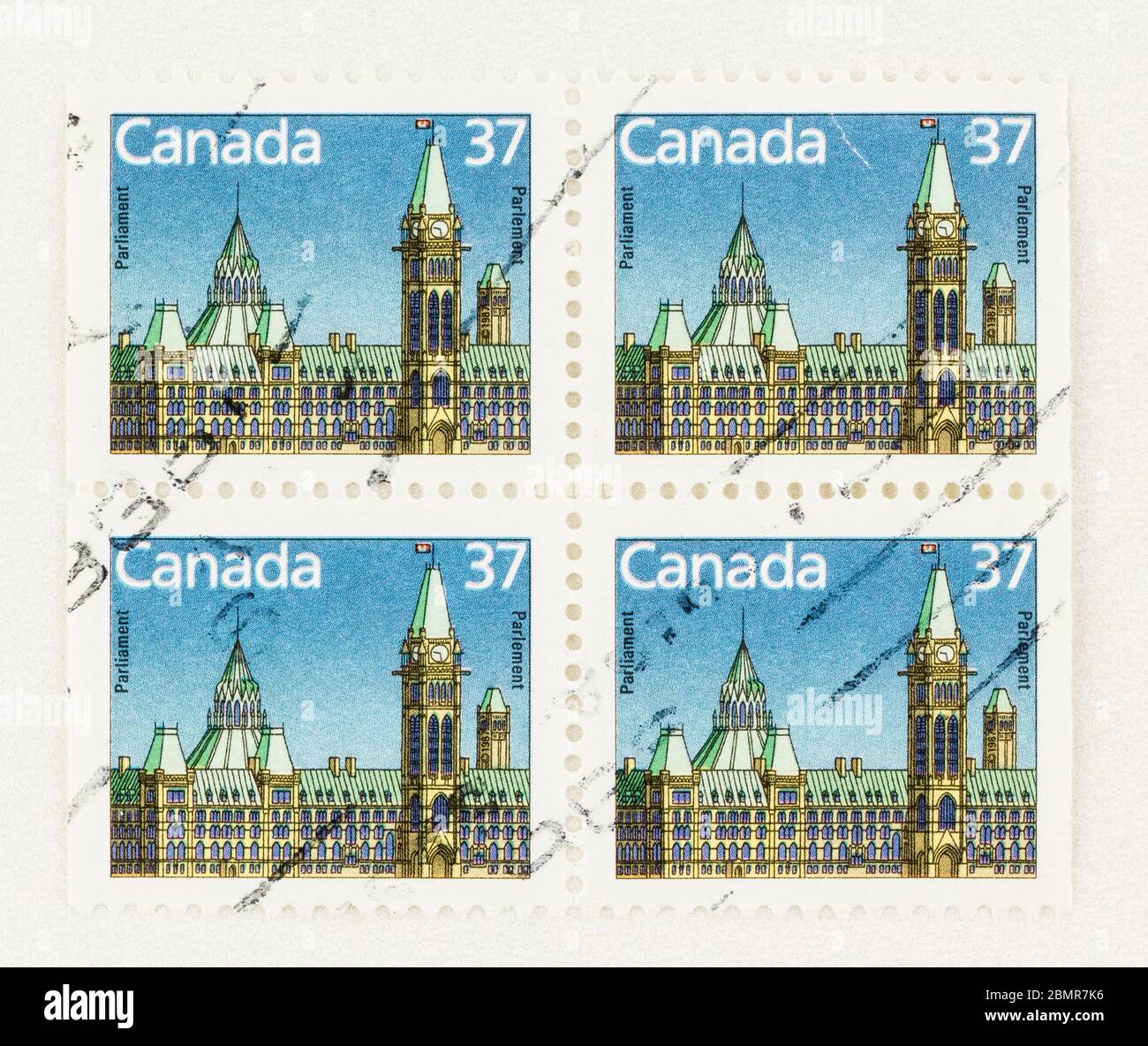 SEATTLE WASHINGTON - 10 maggio 2020: Francobollo canadese definitivo da 37 cent del 1987 con edifici del Parlamento a Ottawa. Scott n. 1163 Foto Stock