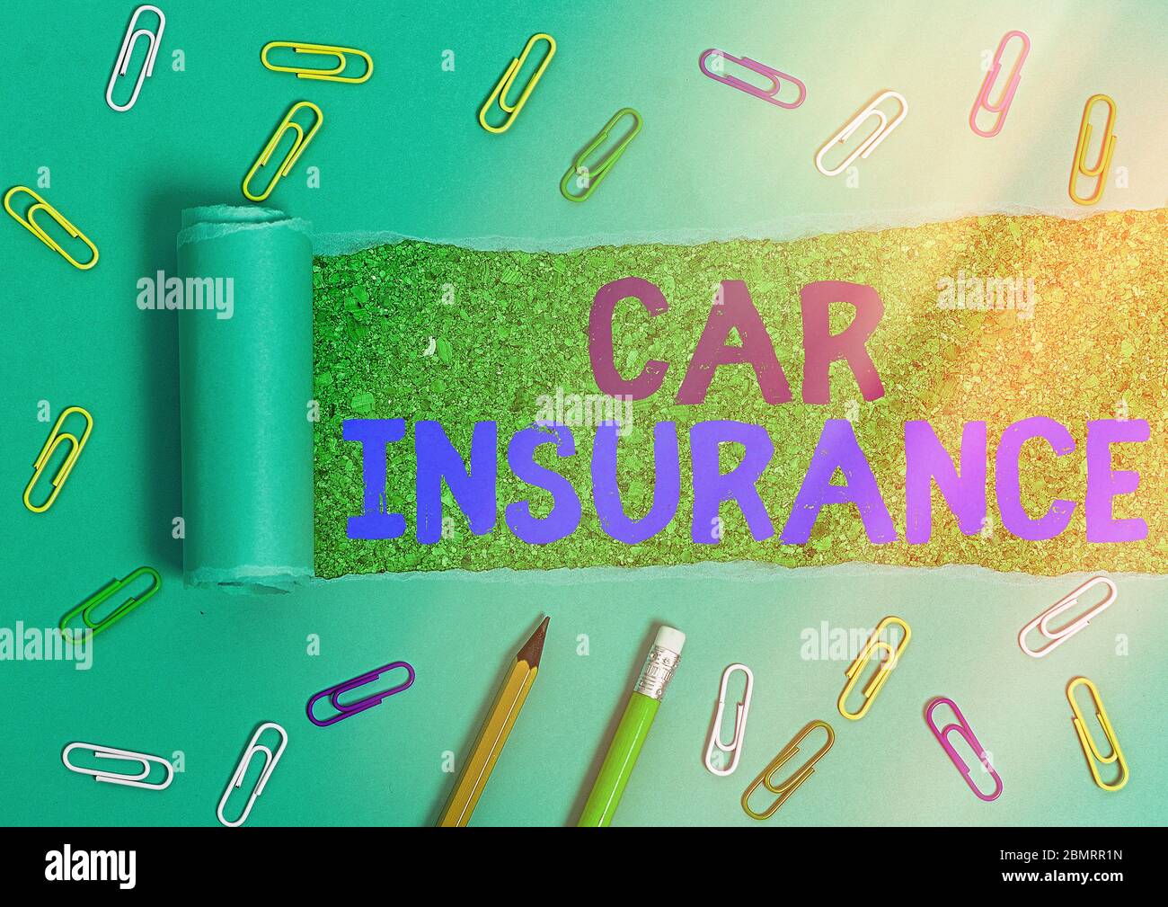 Testo di scrittura assicurazione auto. Copertura concettuale degli incidenti fotografici Politica completa garanzia sui veicoli a motore Foto Stock