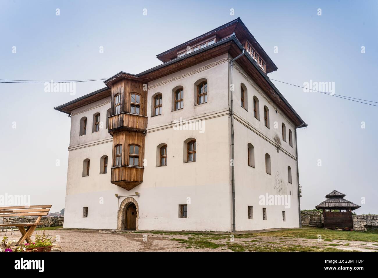 Grado Hotel a Gradacac Castello, Tuzla Canton, Bosnia Erzegovina, Europa sudorientale Foto Stock