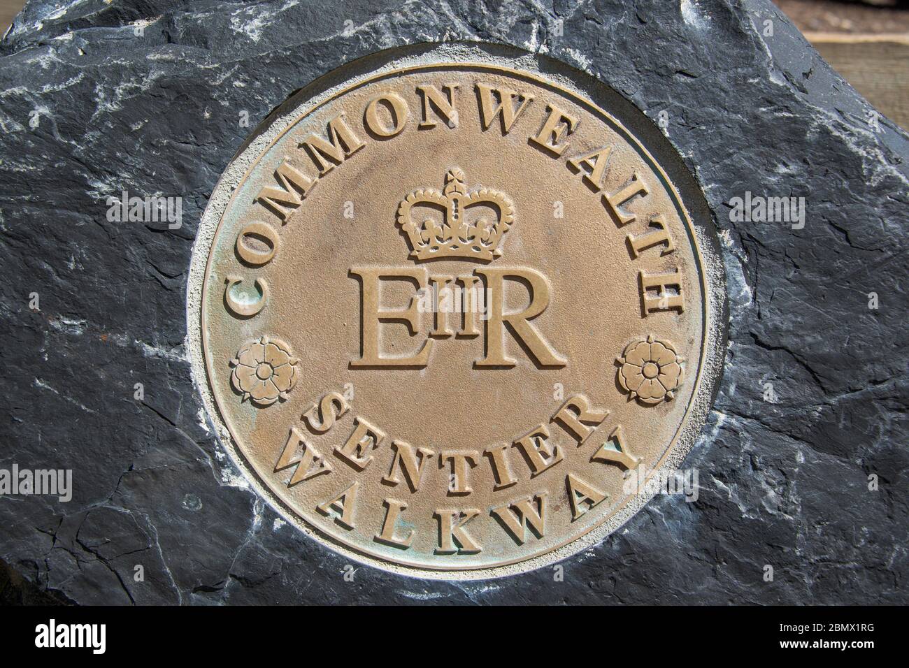 Passerella del Commonwealth, targa commemorativa nel Parco Nazionale di Banff, Alberta, Canada Foto Stock