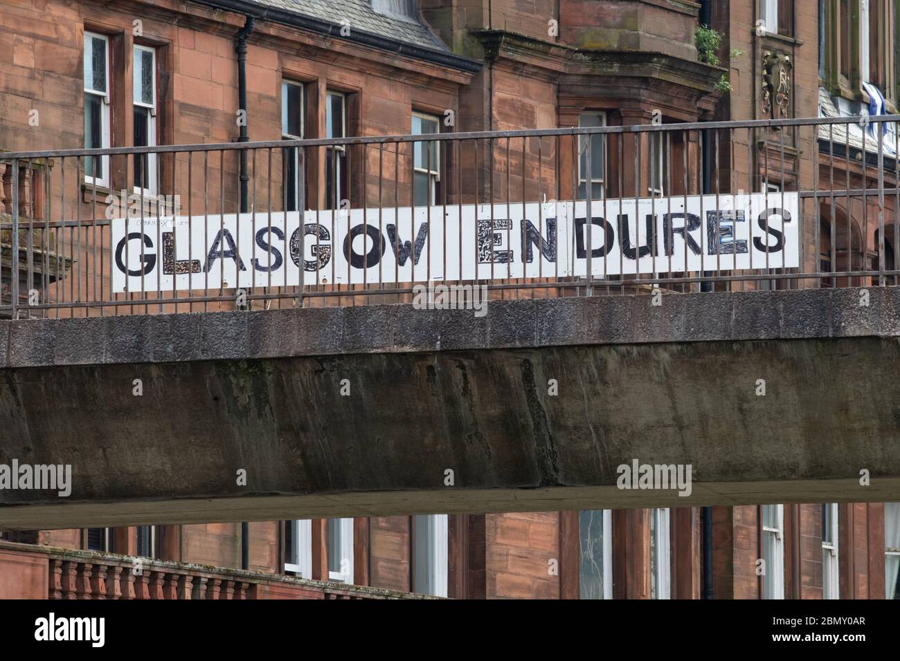 Coronavirus Glasgow, Scozia, UK - Glasgow subisce il segno durante il blocco del coronavirus maggio 2020 Foto Stock