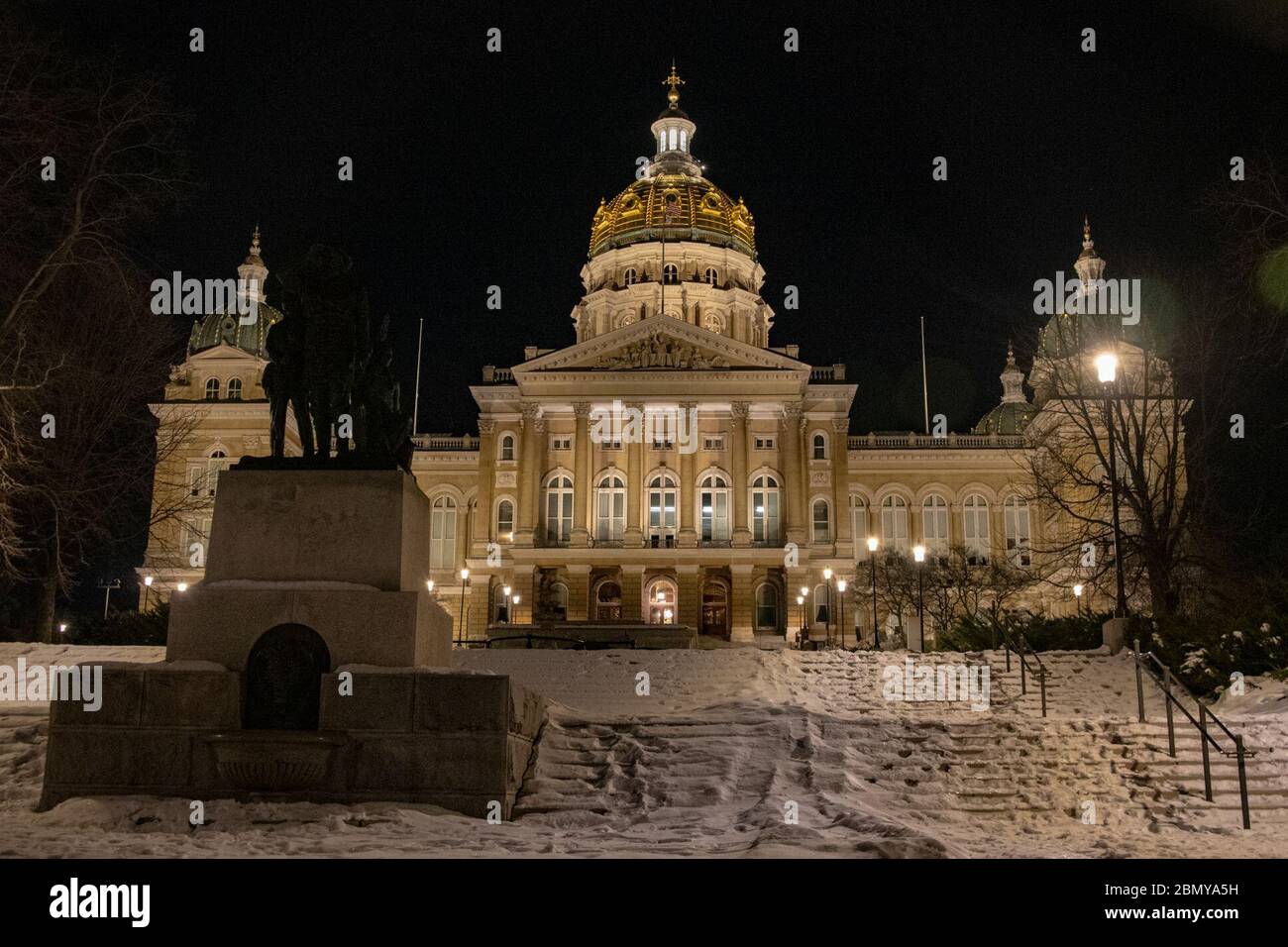 Il 3-4 marzo 2019, il Segretario di Stato degli Stati Uniti Michael R. Pompeo visitò Des Moines, Iowa. Durante la sua visita, è stato fotografato con vedute del Campidoglio dello stato dell'Iowa. Foto Stock