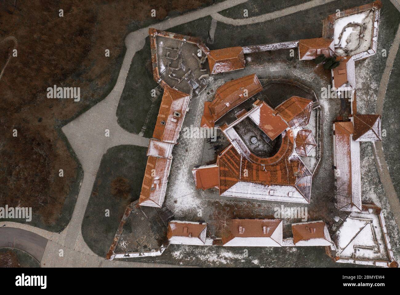 Brasov fortezza cittadella sulla collina Straja, Brasov, Romania. Vista dall'alto del drone aereo Foto Stock