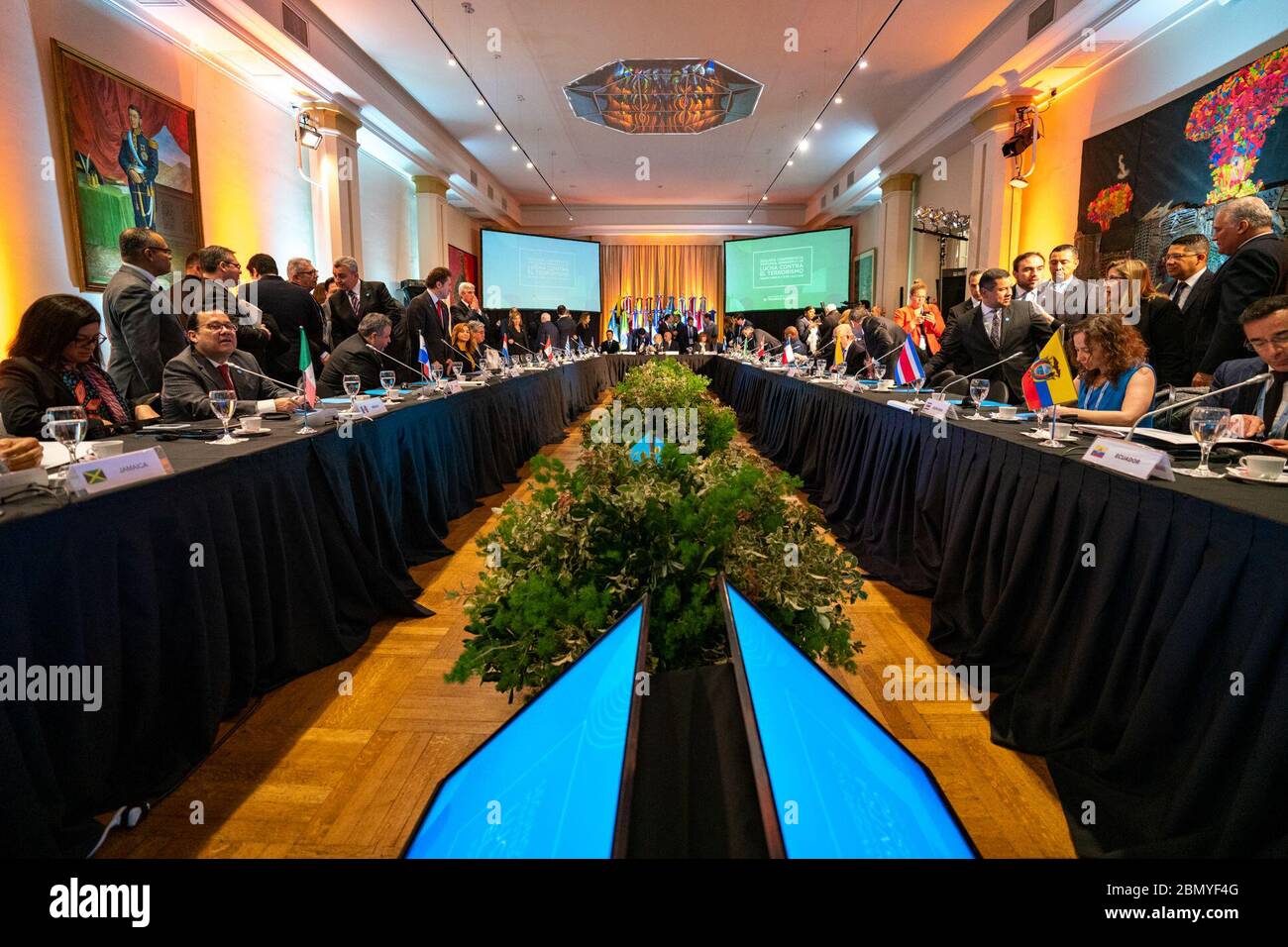 Il 19 luglio 2019, il Segretario di Stato Mike Pompeo ha pronunciato le sue osservazioni presso il Ministero della lotta al terrorismo dell'emisfero occidentale a Buenos Aires, in Argentina. L'evento si è concentrato sul rafforzamento della cooperazione regionale per combattere il terrorismo nell'emisfero occidentale. Foto Stock