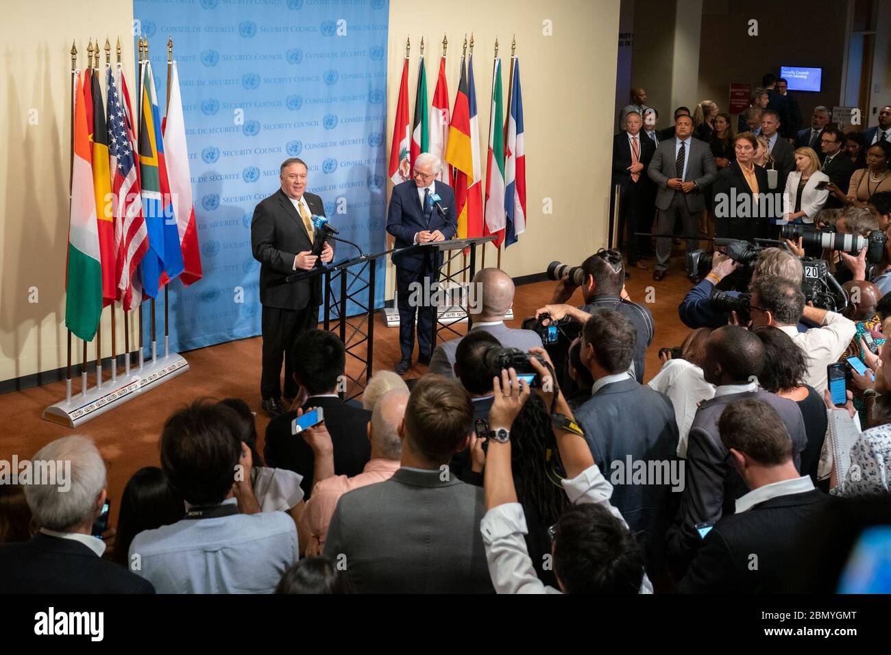 Il 20 agosto 2019, il Segretario di Stato americano Mike Pompeo ha tenuto una conferenza stampa congiunta con il ministro degli Esteri polacco Jacek Czaputowicz a New York, a seguito di discussioni alle Nazioni Unite. La sessione stampa ha riguardato temi delle relazioni internazionali, della cooperazione in materia di sicurezza e della diplomazia regionale. Foto Stock