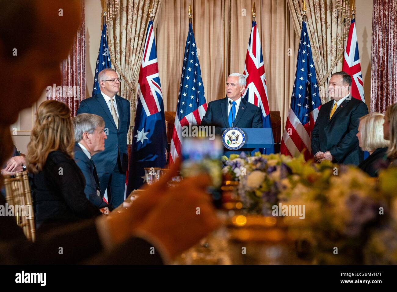 Il 20 settembre 2019, il Segretario di Stato degli Stati Uniti Michael Pompeo e il Vice Presidente Mike Pence hanno ospitato un pranzo di Stato presso il Dipartimento di Stato degli Stati Uniti a Washington, D.C., in onore del primo Ministro australiano Scott Morrison e della signora Morrison. Foto Stock