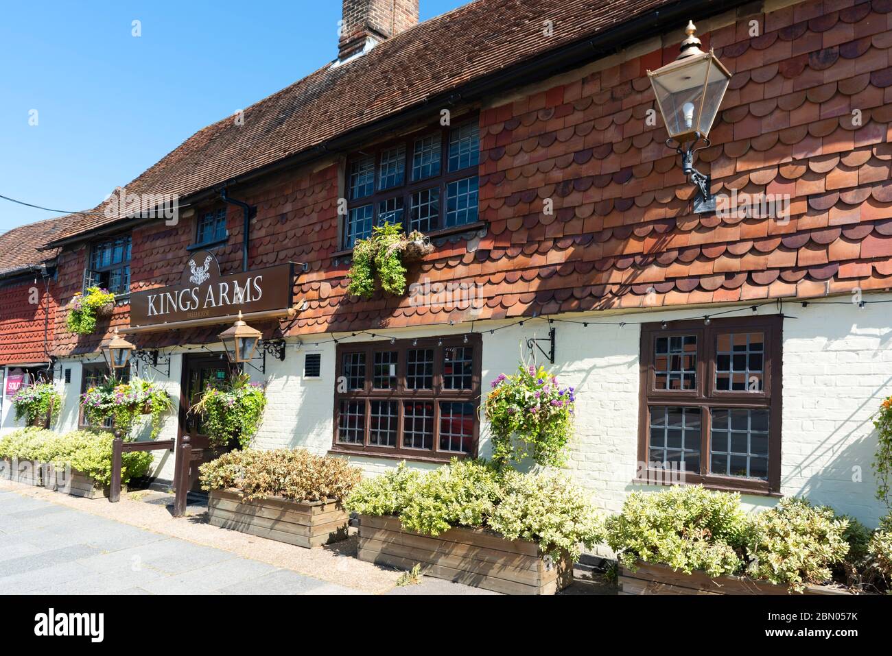 La casa pubblica di Kings Arms sul vescovato, Horsham, West Sussex, Regno Unito Foto Stock