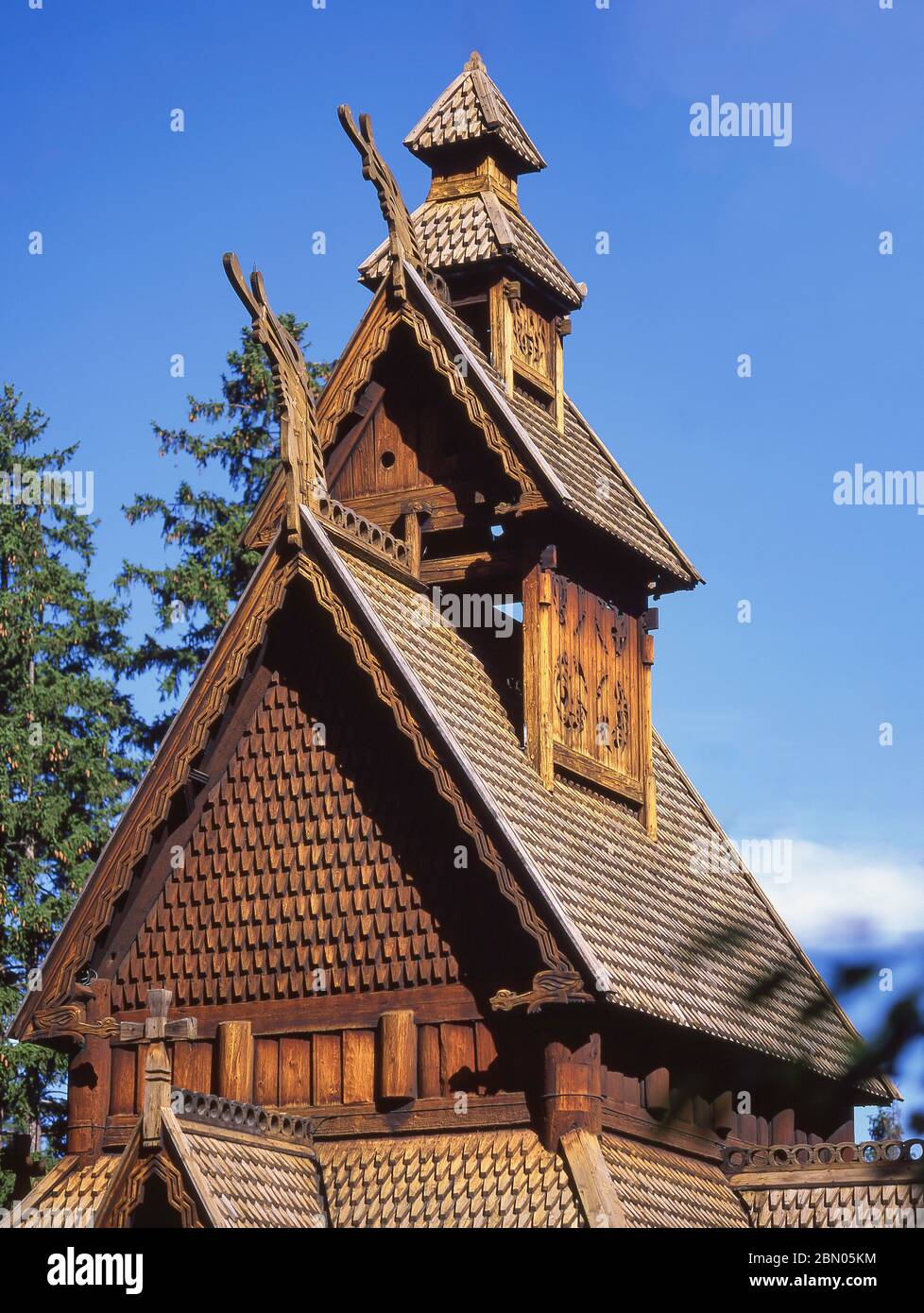 Gol stavkirke Stave Church in Norsk Folkemuseum, Bygdoy, Oslo, Regno di Norvegia Foto Stock