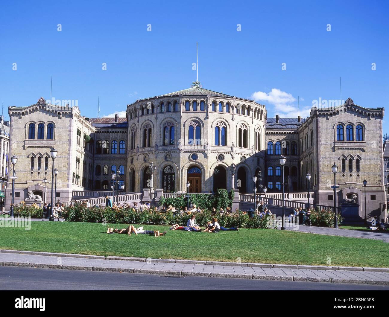 Edificio del Parlamento di Norvegia (Stortinget), Karl Johans Gate, Oslo, Regno di Norvegia Foto Stock