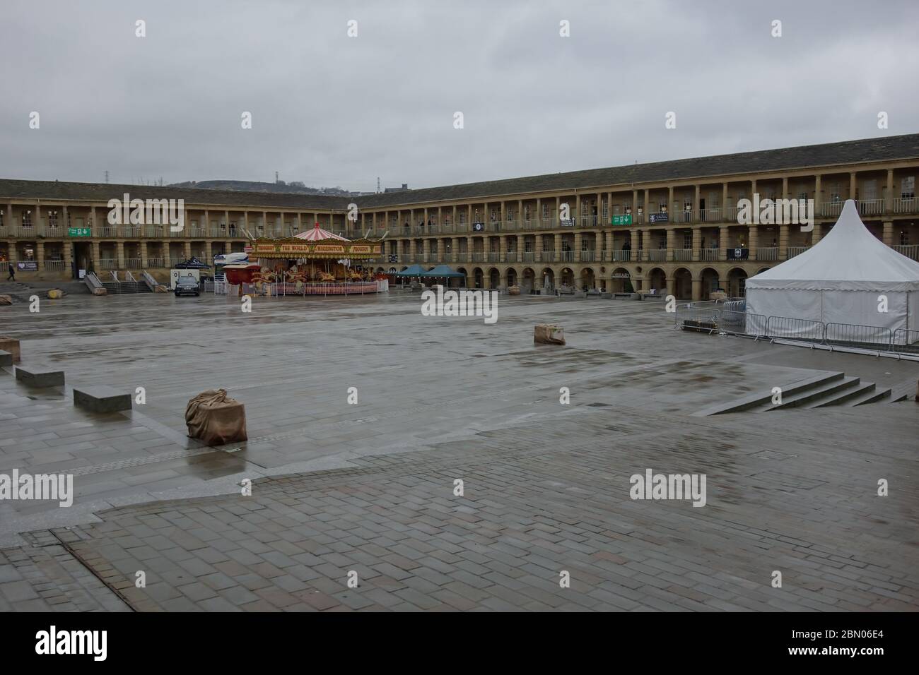 La sala del pezzo del XVIII secolo a Halifax, West Yorkshire, un edificio classificato di grado i che è stato riaperto nel 2017 a seguito di una rigenerazione di £19 m. Foto Stock
