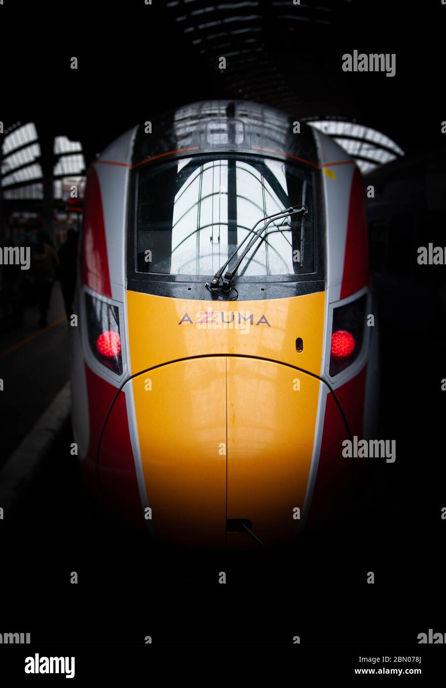 Vista anteriore della cabina per la sostituzione del treno ad alta velocità LNER Azuma Foto Stock