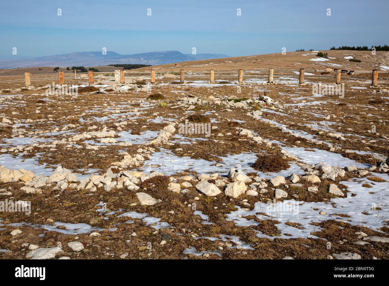 WY04193-00...WYOMING - Spokes of the Big Horn Medicine Wheel, un monumento storico nazionale nella foresta nazionale di Bighorn. Foto Stock