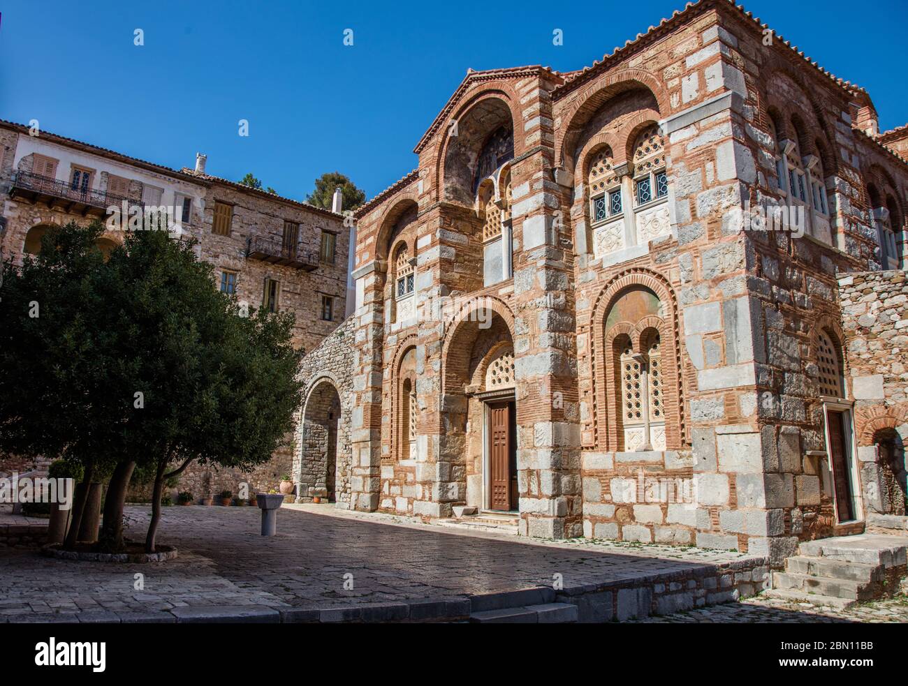Hosia Loukas (St Monastero di Luke) vicino a Distomo, Grecia. La chiesa è una ben conservata rappresentazione dell'architettura bizantina Foto Stock