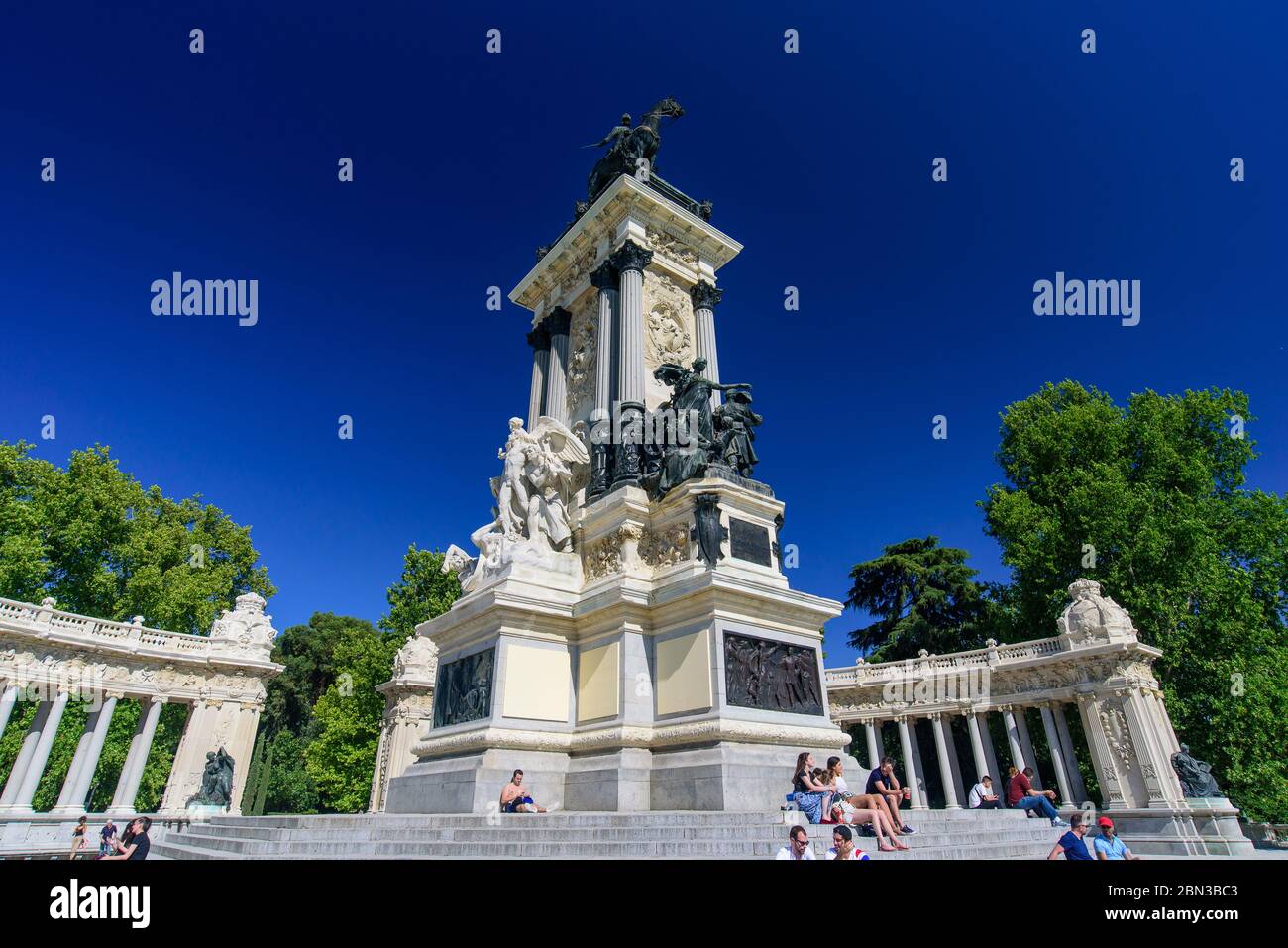 Monumento a Alfonso XII del Parco del Buen Retiro, Madrid, Spagna Foto Stock