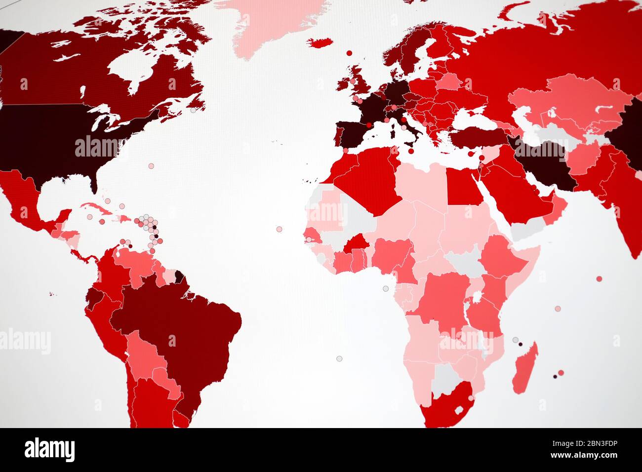 Epidemia di coronavirus (COVID-19). Mappa mondiale delle infezioni da coronavirus. Foto Stock