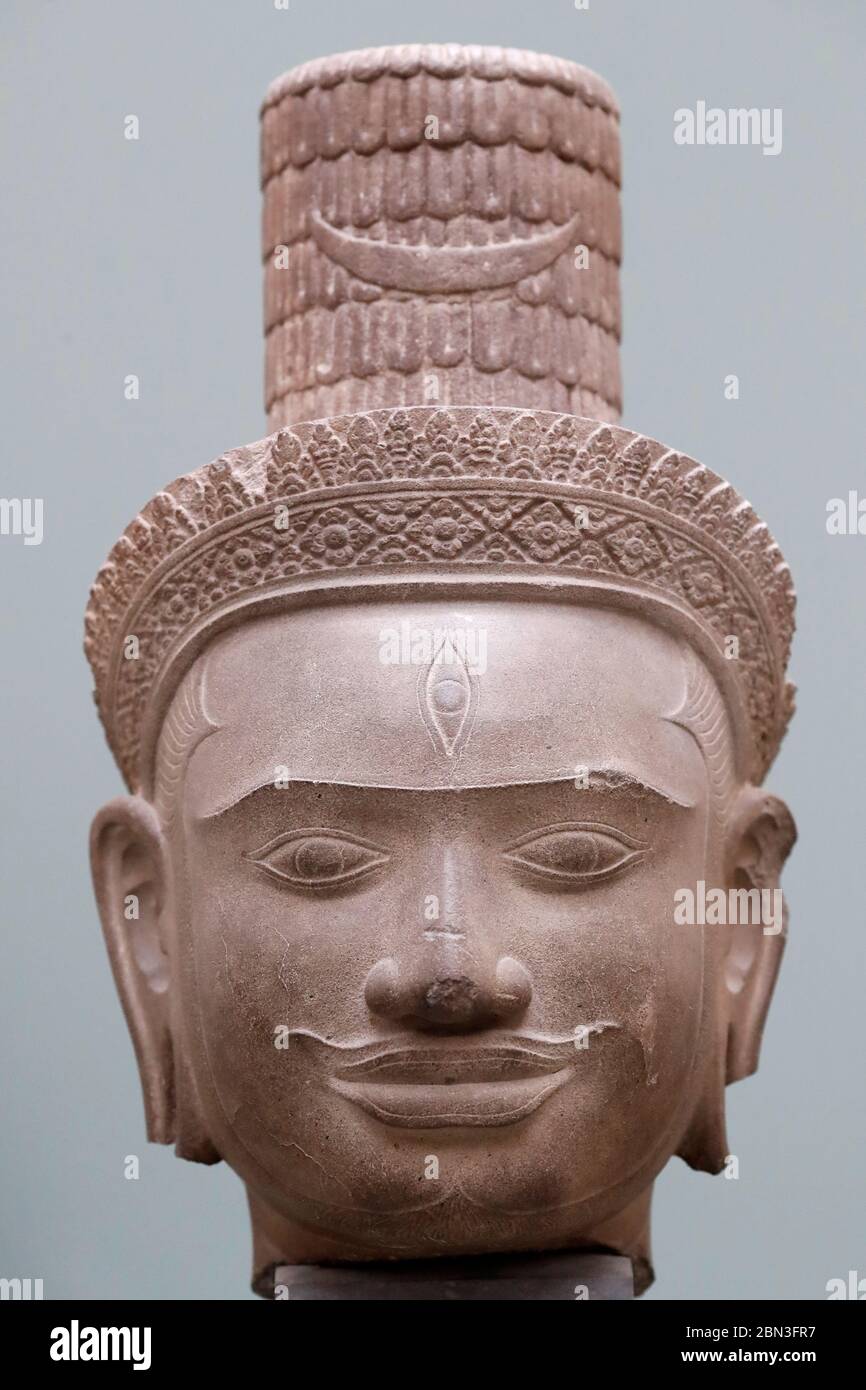 Il Museo Nazionale di Arte Asiatica Guimet Shiva, arenaria. 9 ° secolo. Phnom Bok, Siem Reap. Parigi. Francia. Foto Stock