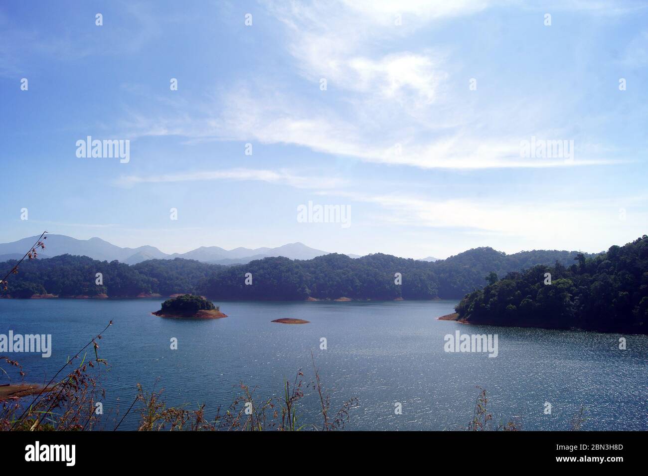 Kakki Dam Reservoir a Pathanamthitta, Kerala Foto Stock