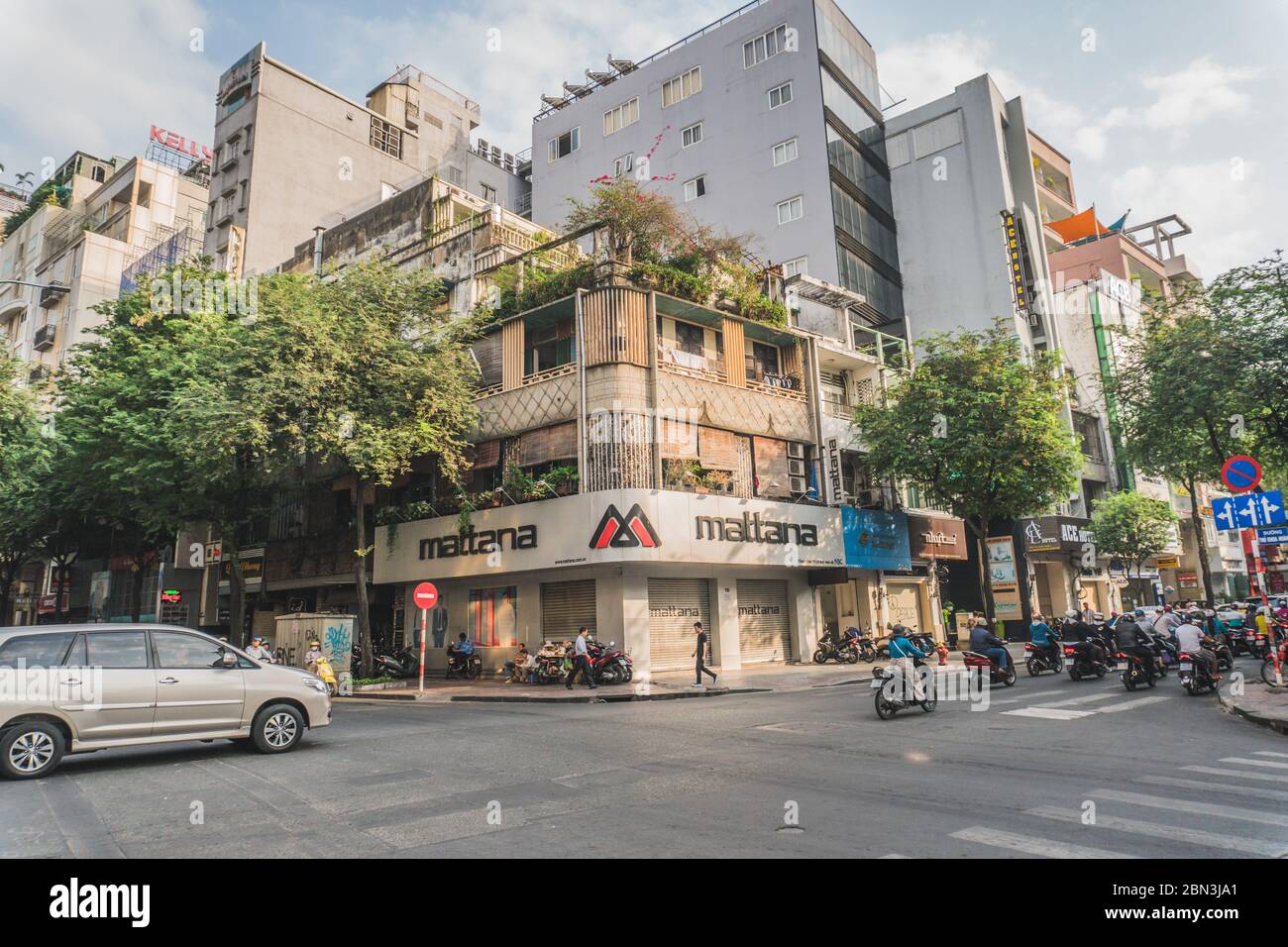 Traffico di punta occupato in Vietnam. Ho Chi Minh, Vietnam - 19 marzo 2020 Foto Stock