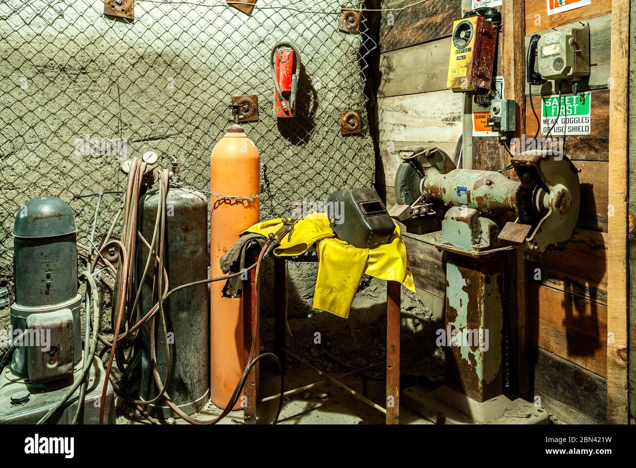 Negozio di riparazione, mostra 'miniera' sotterranea, Museo minerario del New Mexico, Grants, New Mexico USA Foto Stock