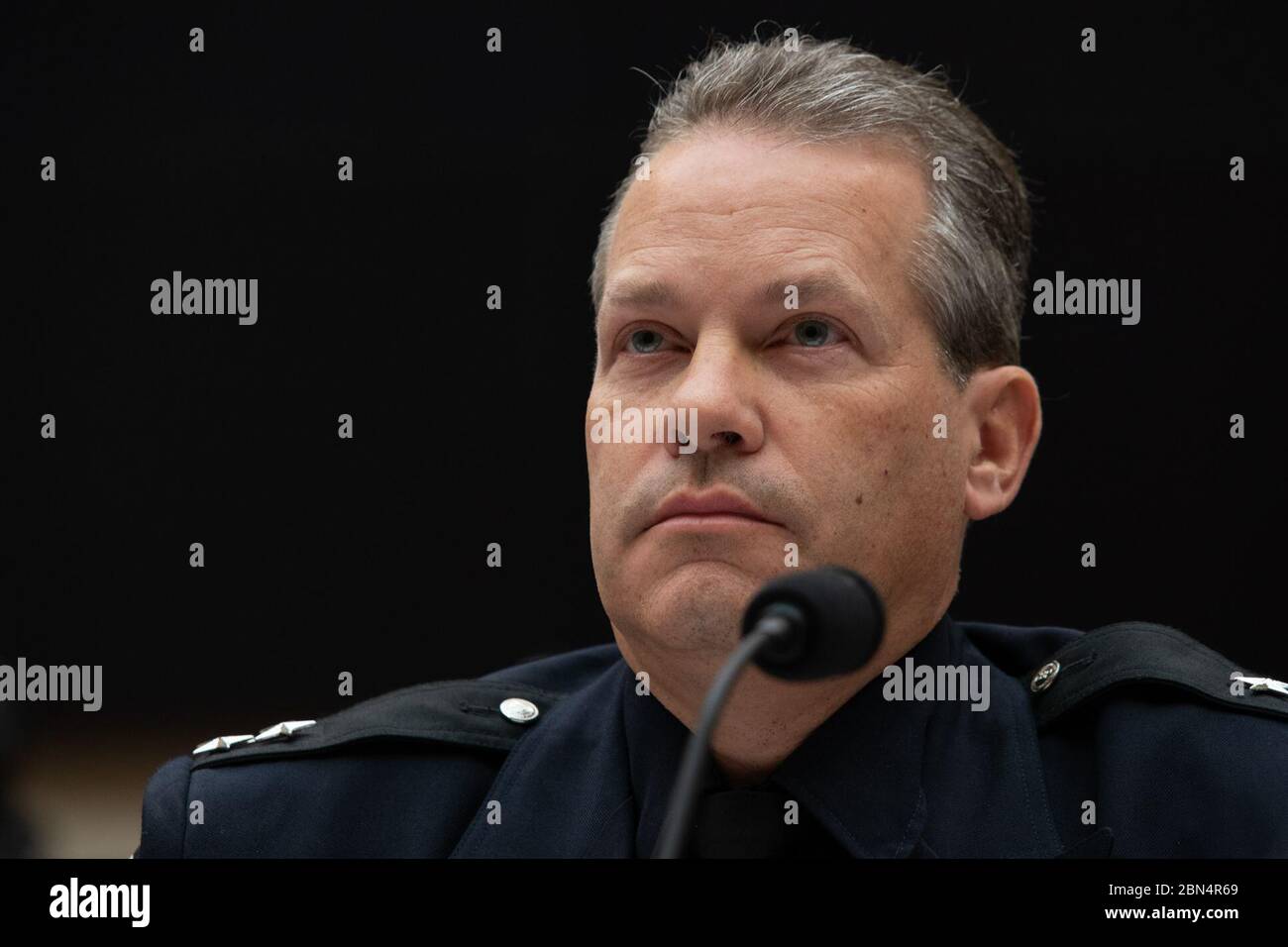 Il direttore esecutivo Todd Hoffman di U.S. Customs and Border Protection ha testimoniato davanti alla sottocommissione giudiziaria per l’immigrazione e la cittadinanza e alla sottocommissione affari esteri per la sorveglianza e le indagini, discutendo la politica di divieto musulmano dell’amministrazione Trump. Foto Stock