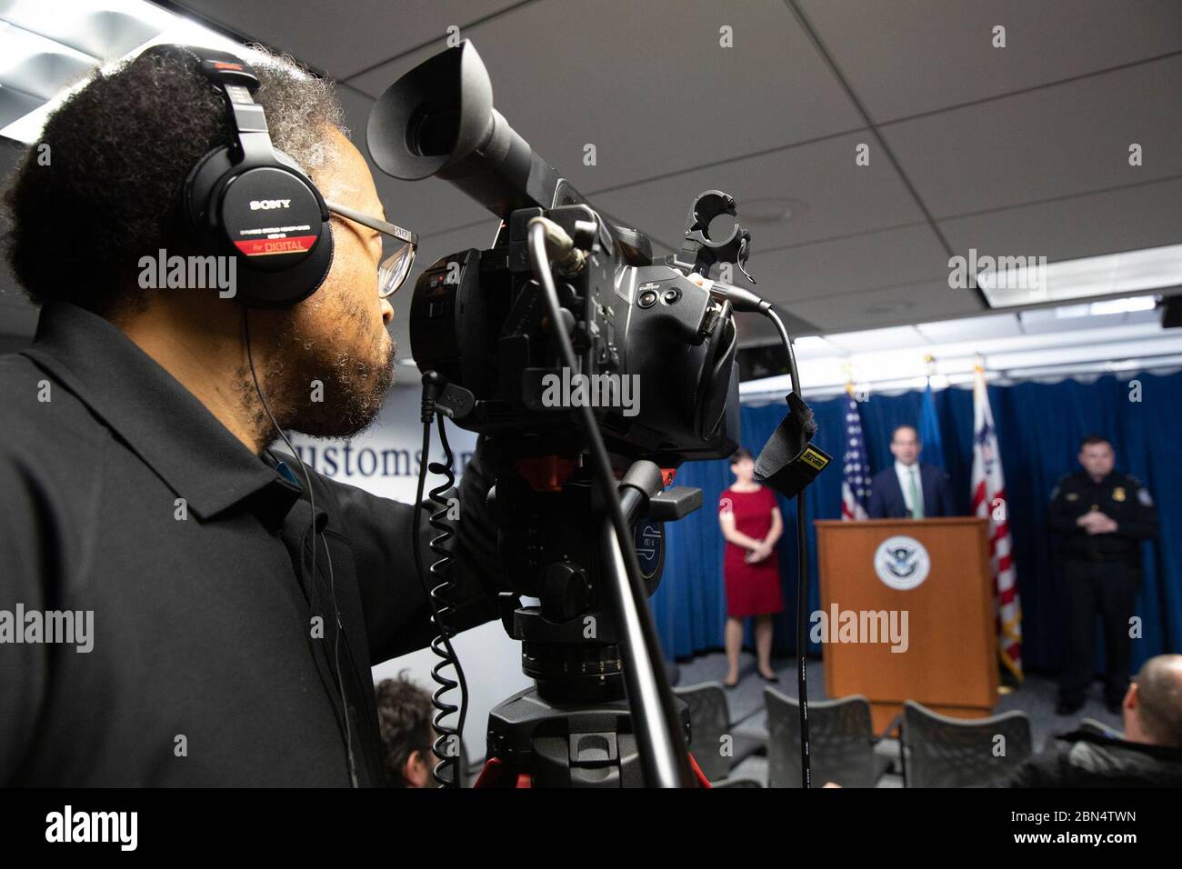 Il 2020 gennaio, Brenda Smith e Dan Tanciar di U.S. Customs and Border Protection hanno ospitato una conferenza stampa presso la sede centrale del CBP a Washington, DC, per annunciare i risultati degli sforzi di facilitazione del commercio e dei viaggi nell'anno fiscale 2019. Foto Stock