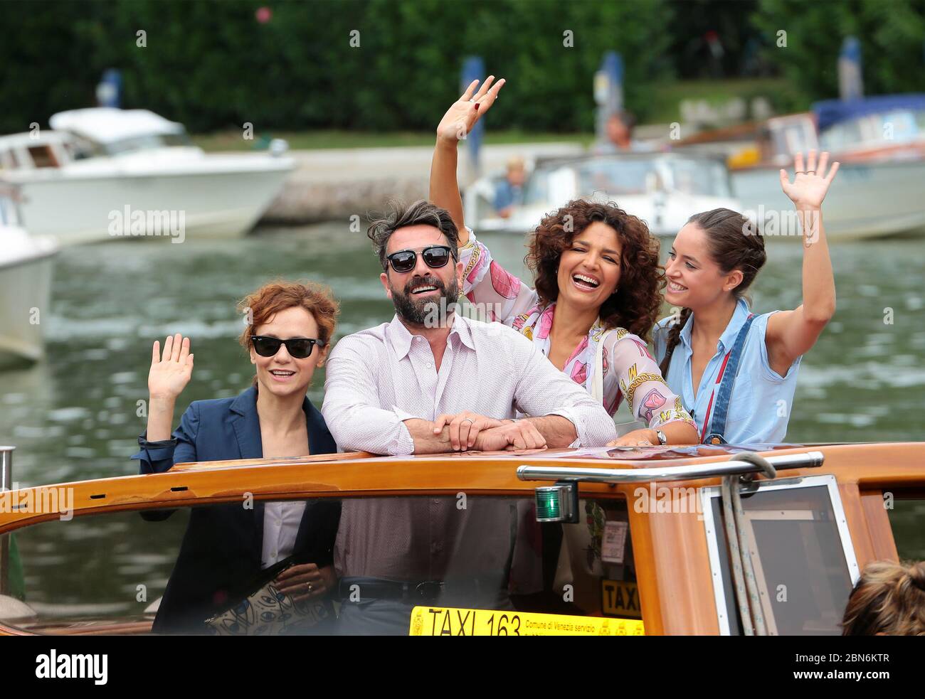 VENEZIA, ITALIA - SETTEMBRE 05: (L-R) Camilla Filippi, Luca Calvani, Tosca D'Aquino e Matilde Gioli sono presenti durante il 72esimo Festival del Cinema di Venezia Foto Stock